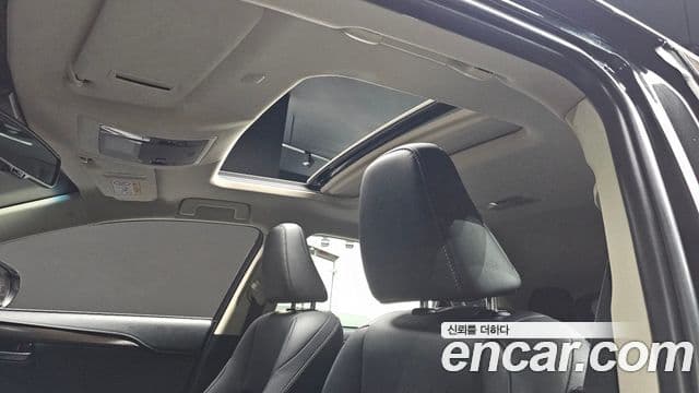 Lexus NX300h Supreme, 2019 17