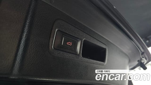 Lexus NX300h Supreme, 2019 18