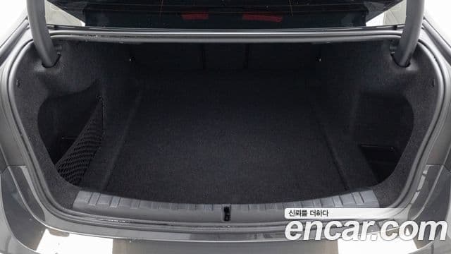 BMW 3시리즈 (G20), 2025 19