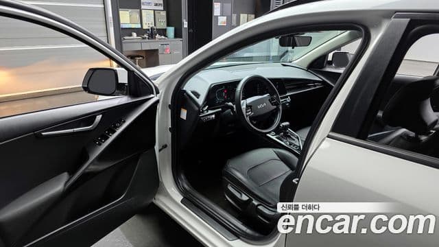 Kia D All New Niro Trendy, 2022 10