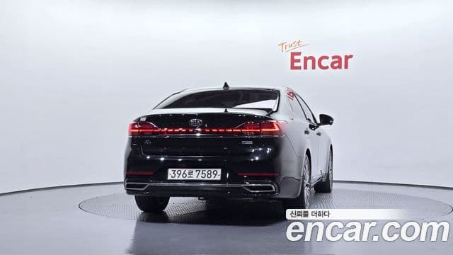 Kia K7 Premier гибрид Signature, 2020 4