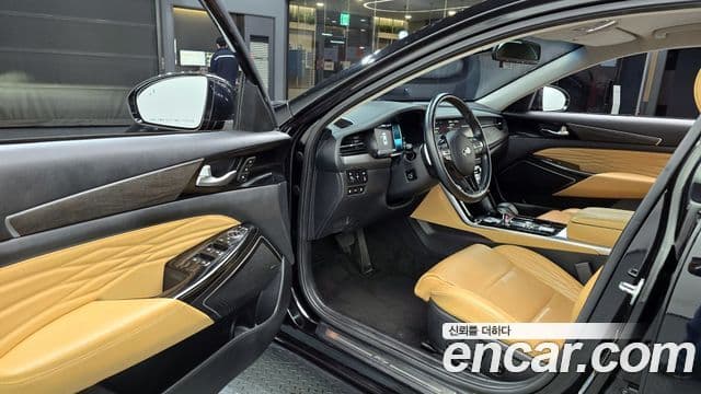 Kia K7 Premier гибрид Signature, 2020 11