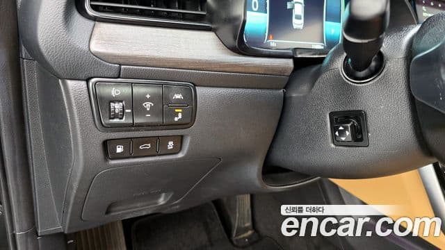 Kia K7 Premier гибрид Signature, 2020 15