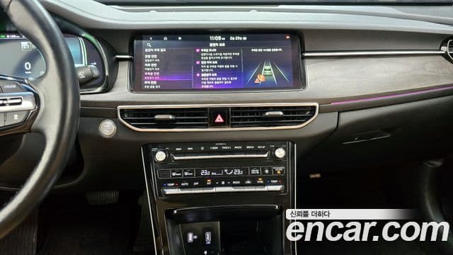 Kia K7 Premier гибрид Signature, 2020 17