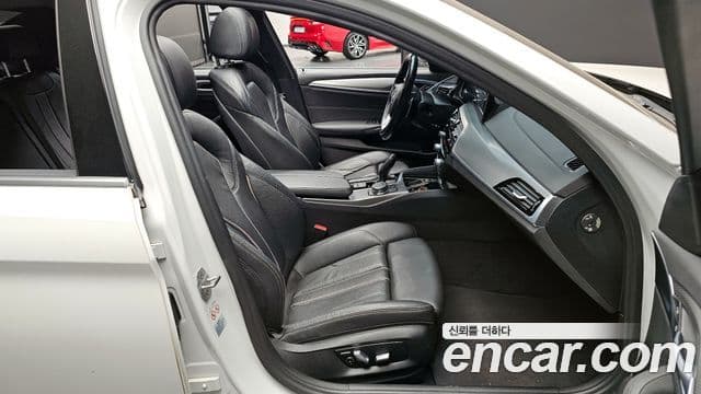 BMW 5시리즈 (G30) 530i M Sport, 2018 10