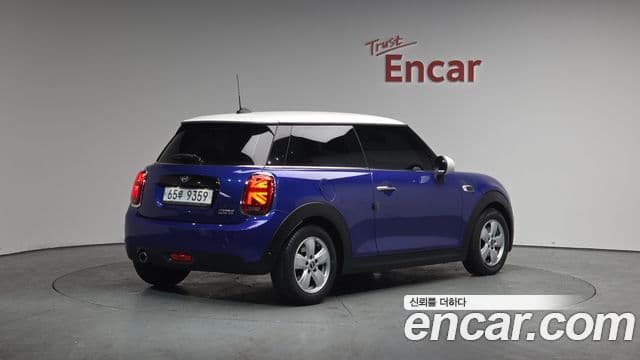 Mini Cooper 3세대, 2019 2