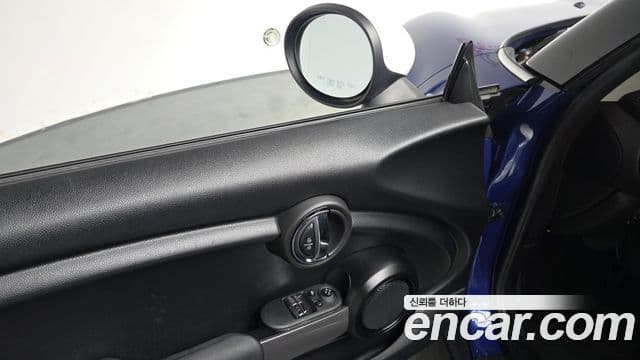 Mini Cooper 3세대, 2019 13