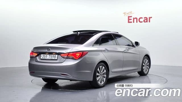 Hyundai Sonata The / новый 브릴리언트 LPI Modern(для людей с инвалидностью), 2013 2