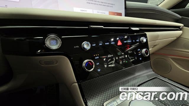 Genesis G80 (RG3) бензин 2.5 турбо AWD, 2025 14