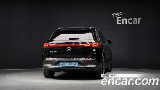 Mercedes-Benz EQA H243, 2021 4