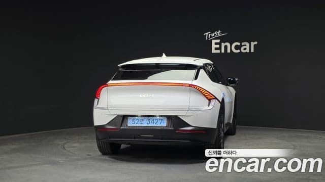 Kia EV6 Air, 2022 4