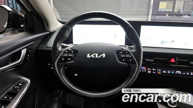 Kia EV6 Air, 2022 13