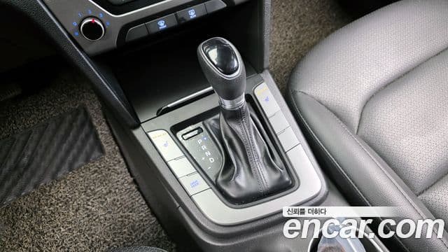 Hyundai Avante AD 1.6 GDI Value Plus, 2018 9