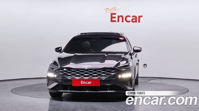 Kia K8 гибрид Signature, 2022 3