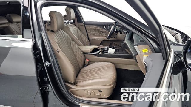 Kia K8 гибрид Signature, 2022 10