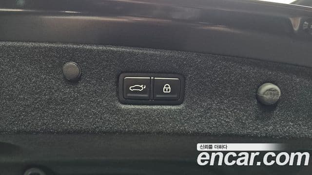 Kia K8 гибрид Signature, 2022 20