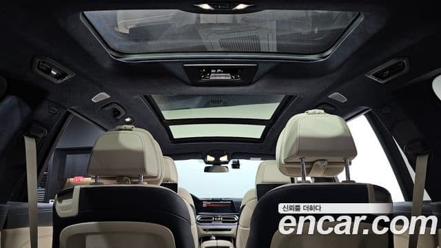 BMW X7 (G07) M50i 6인승, 2021 19