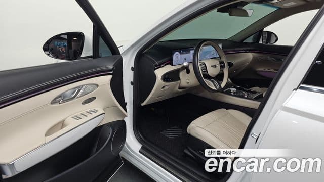 Genesis GV70, 2025 10