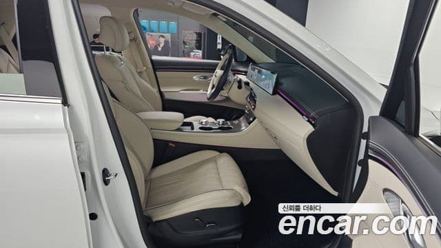 Genesis GV70, 2025 11
