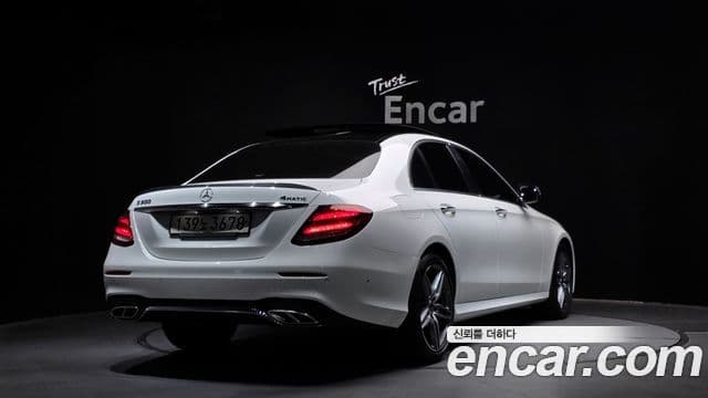 Mercedes-Benz E-класс W213 AMG Line, 2020 2