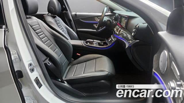 Mercedes-Benz E-класс W213 AMG Line, 2020 11