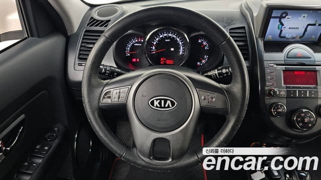 Kia Soul Safety, 2011 13