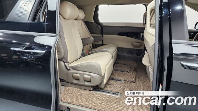 Kia The / новый New Carnival 4세대 Signature, 2024 12