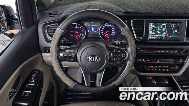 Kia The / новый New Carnival VIP, 2020 13