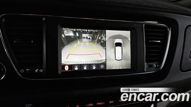 Kia The / новый New Carnival VIP, 2020 15