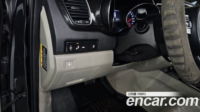 Kia The / новый New Carnival VIP, 2020 16