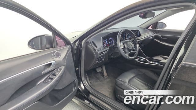 Hyundai Sonata (DN8) Premium Family, 2021 10