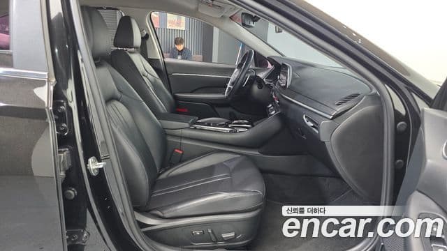 Hyundai Sonata (DN8) Premium Family, 2021 11
