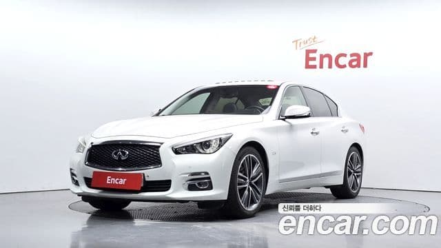 Infiniti Q50 Premium, 2015 1
