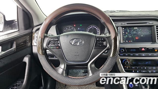 Hyundai LF Sonata 2.0 Smart, 2016 14