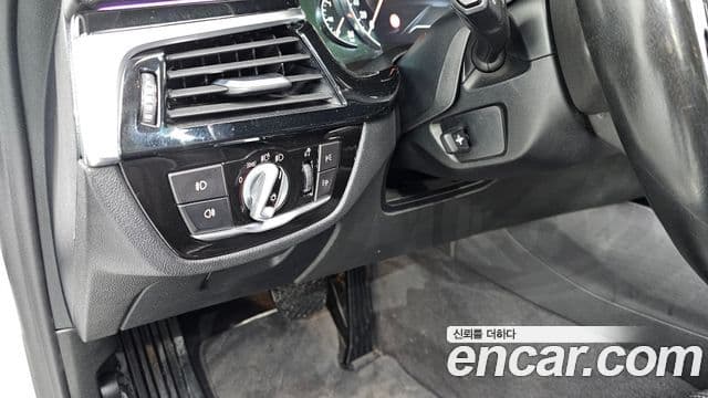 BMW 5시리즈 (G30) Luxury, 2018 13