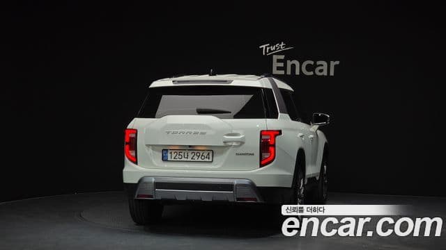 KG모빌리티(SsangYong) Torres T7, 2023 4