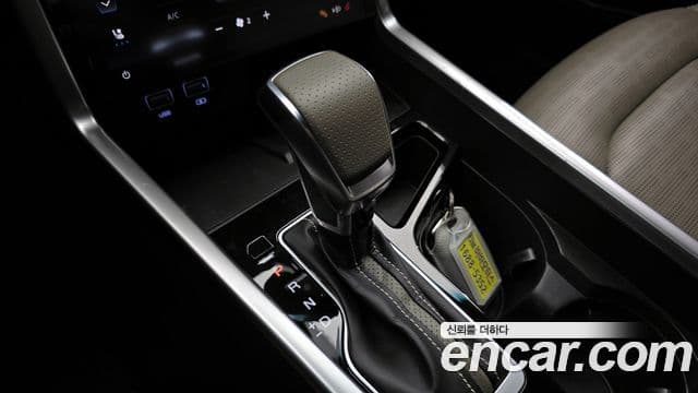 KG모빌리티(SsangYong) Torres T7, 2023 9