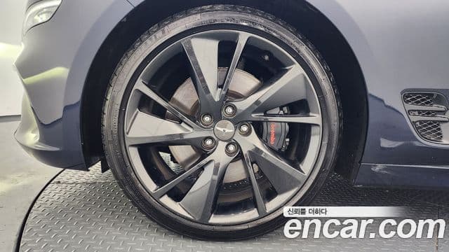 Genesis The / новый New G70 슈팅브레이크, 2023 все фото