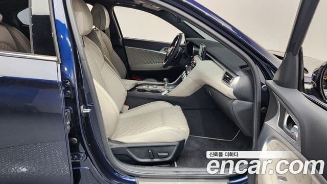 Genesis The / новый New G70 슈팅브레이크, 2023 11