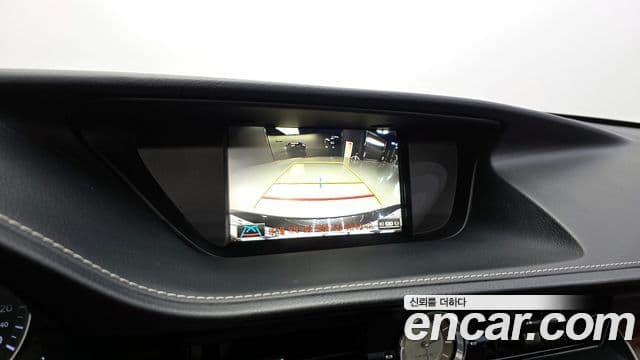 Lexus New ES300h XV60, 2018 15