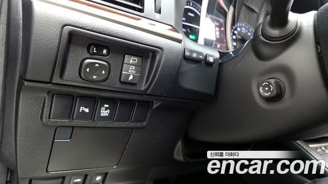 Lexus New ES300h XV60, 2018 16