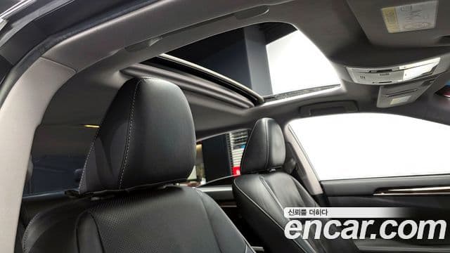 Lexus New ES300h XV60, 2018 17