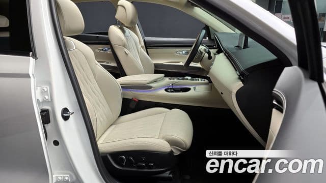 Genesis GV70, 2024 10