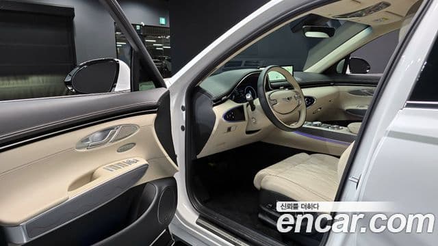 Genesis GV70, 2024 11