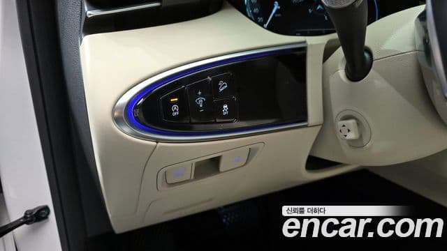 Genesis GV70, 2024 13