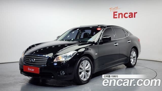 Infiniti M37 Y51, 2011 1