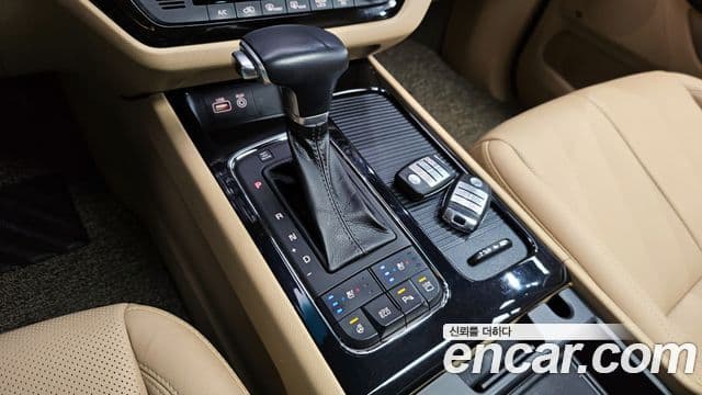 Kia All New Carnival President, 2017 9