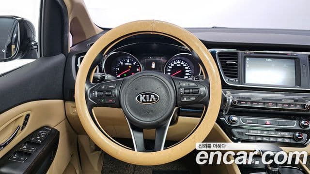 Kia All New Carnival President, 2017 13