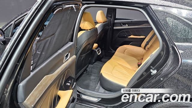 Kia K5 3세대 Signature, 2023 12