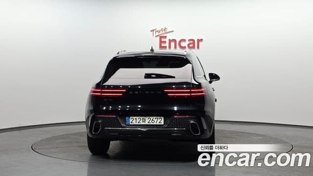 Genesis GV70, 2022 4